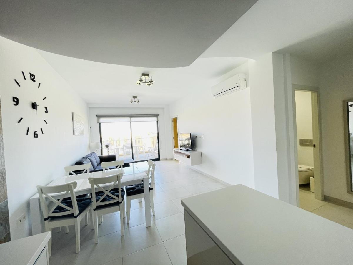 Dehesa de Campoamor 3090 Residencial Sabrinaアパートメント エクステリア 写真